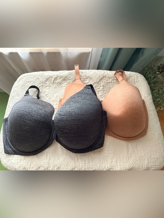 Adore Me Other - Adore me Everyday Full coverage T-Shirt Bras - Gray and Peach Set